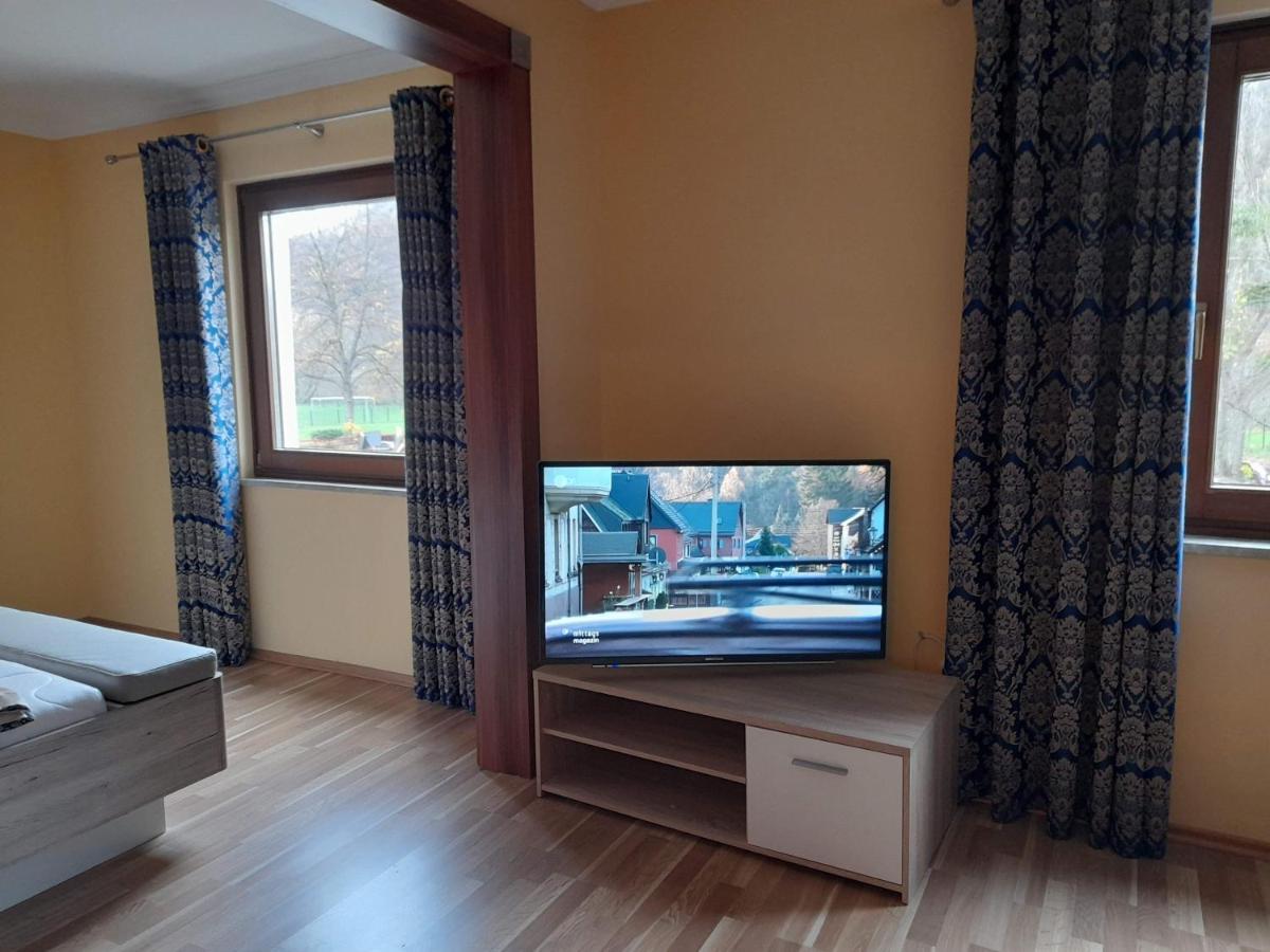 Moselina Ferienwohnungen 장크트 알데군트 외부 사진