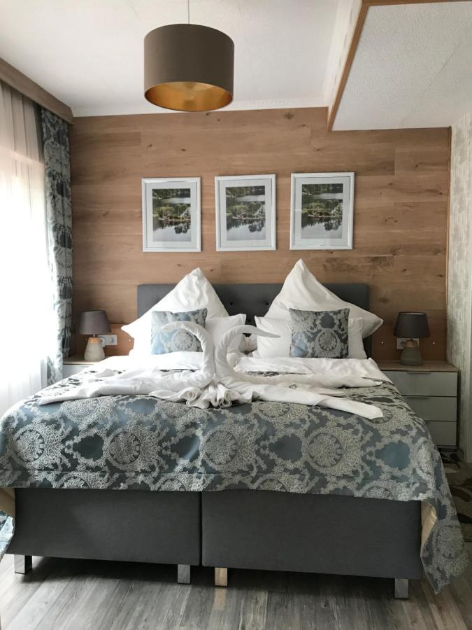 Moselina Ferienwohnungen 장크트 알데군트 외부 사진